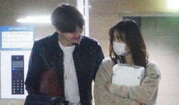 姐弟恋爆料安宰贤视频,揭秘明星恋情背后的真相